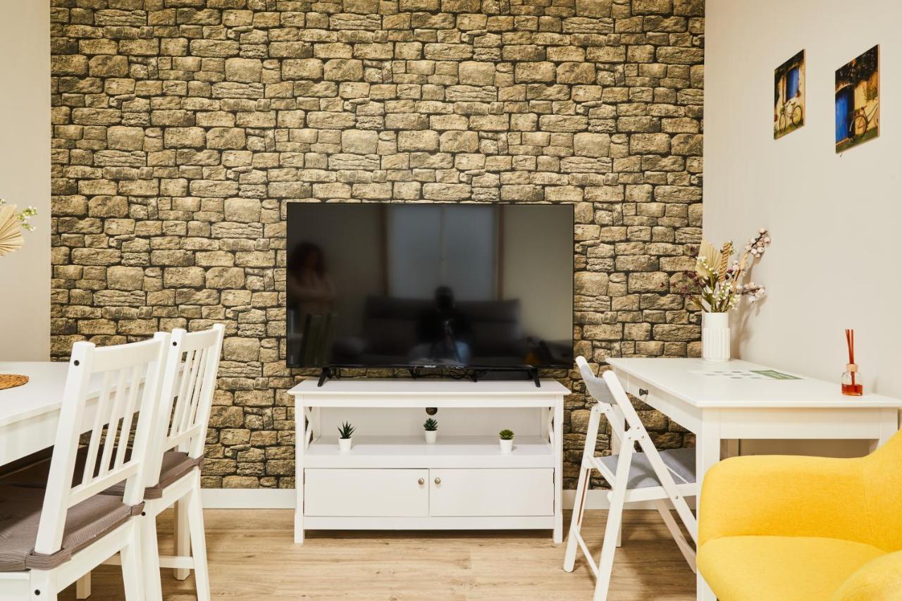 Padron Suites Apartment *